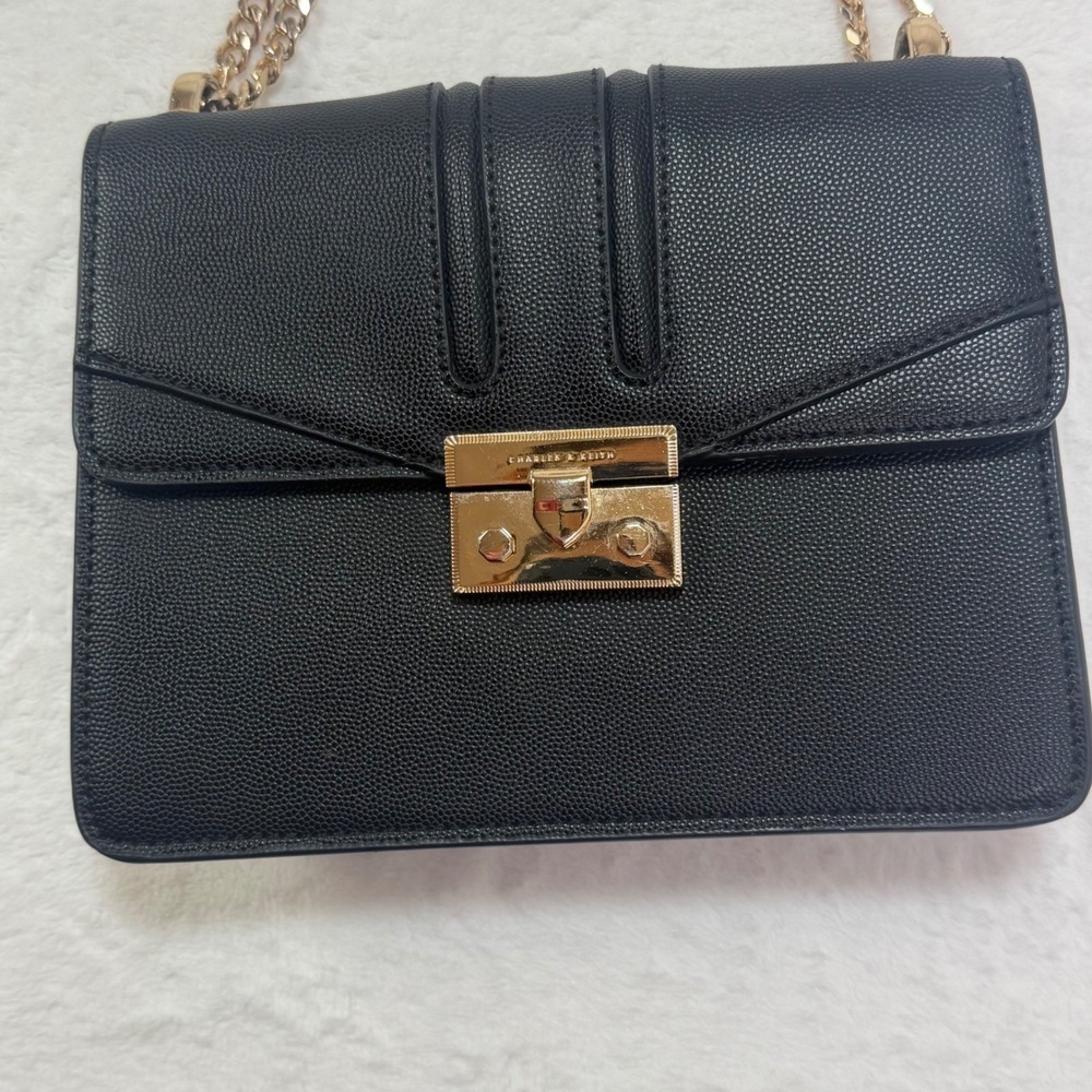 Charles Keith Black Textured Shoulder Bag Gold Chain Flap Turn Lock